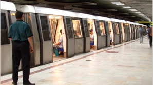 Un tanar din Bucuresti, la un pas de moarte la metrou