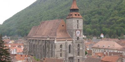 FOTO Recordurile Bisericii Negre din Brasov: cel mai vizitat lacas de cult, cel mai mare din Europa de Est si cel mai fotografiat obiectiv turistic al Romaniei
