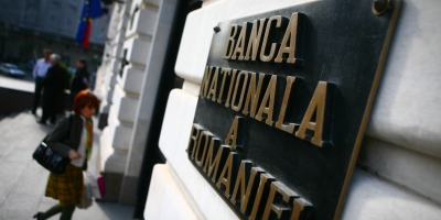 Banca Nationala se asteapta ca rata inflatiei sa ramana in teritoriu negativ in urmatoarele trei trimestre