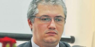 Un fost judecator condamnat pentru coruptie, consilier al directorului de la Aeroportul Timisoara: 