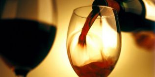 Vinul rosu si coacazele negre maresc performanta sexuala