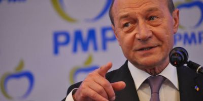 Basescu pune tunurile pe Blaga: 