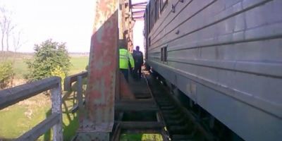 Scene horror la Botosani. Un tanar a fost rupt in bucati de un tren, dupa ce s-a aruncat pe calea ferata