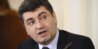 Cumetriile cu ofiterul SRI Dragomir ale secretarului de stat la Justitie condamnat pentru spaga in servicii sexuale