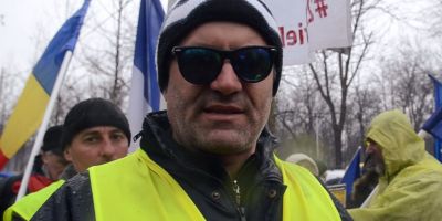 VIDEO Dezamagirea unui nevazator venit pe jos de la Sighisoara pentru protestul din Bucuresti. Ce l-a impresionat pe traseu