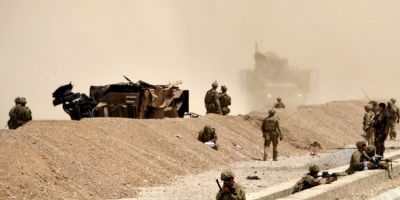 Opt soldati romani, raniti in Afganistan intr-un atac sinucigas. Atentatul s-a soldat cu moartea a 11 copii. Reactia lui Iohannis